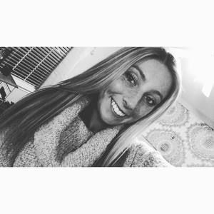 Meet your Posher, Alyssa